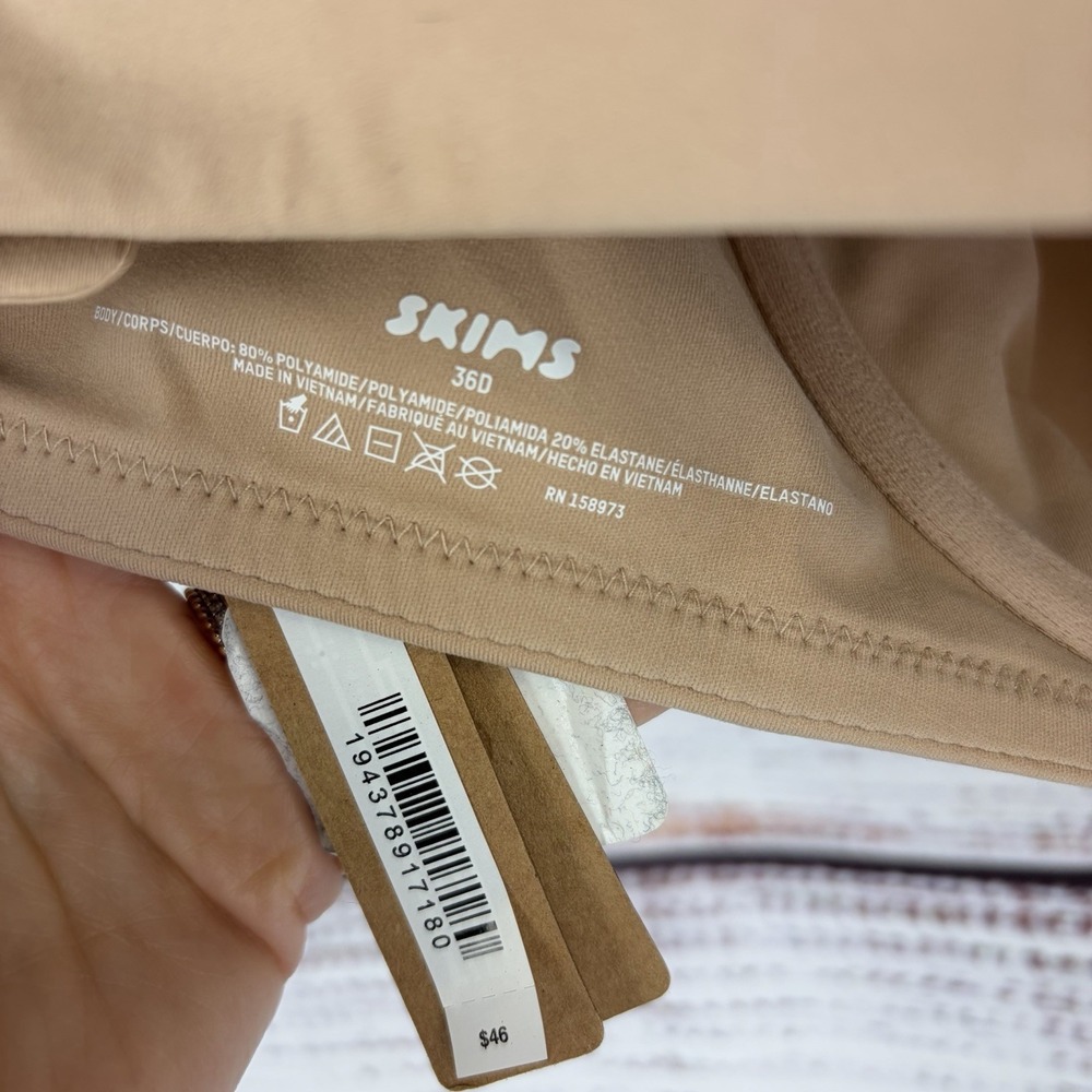 SKIMS Kim Kardashian Fits Everybody Unlined Demi Tshirt Bra 36D NWT Clay $46 - Picture 8 of 8